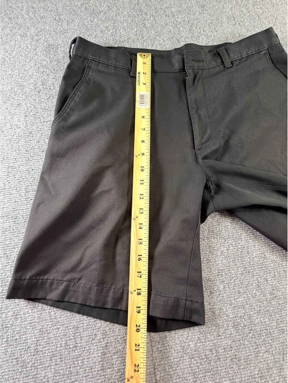 PGA TOUR Mens Golf Shorts Black Flat Front Performance Casual Size 40 - Picture 7 of 9